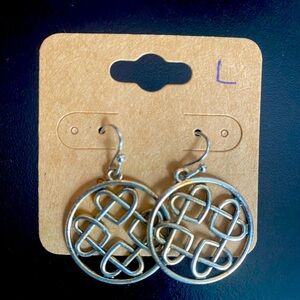 Earrings New Never worn